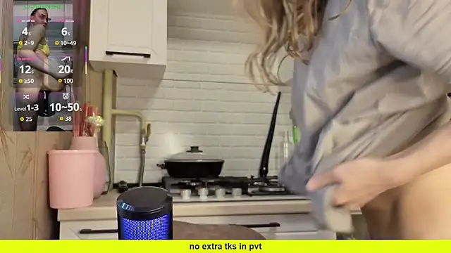 Snapshot of Edena_ chatting on October 16, 10:56 am Edena online show from October 16, 10:56 am