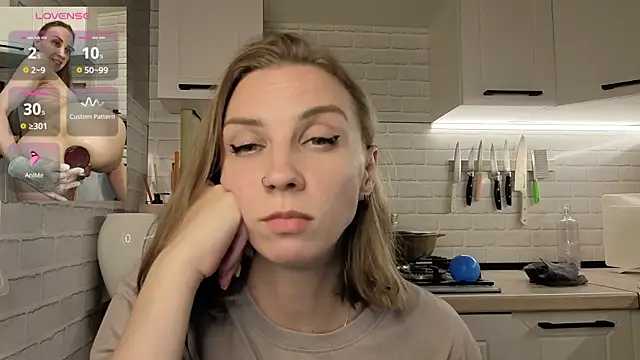 Snapshot of Edena_ chatting on July 11, 7:03 pm Edena online show from July 11, 7:03 pm