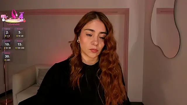 Snapshot of CorinaJames chatting on September 8, 7:24 pm CorinaJames online show from September 8, 7:24 pm