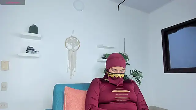 Snapshot of zali_mahamed chatting on November 10, 10:20 am zali mahamed online show from November 10, 10:20 am