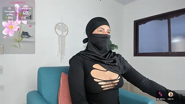 Snapshot of zali_mahamed chatting on November 12, 10:19 am zali mahamed online show from November 12, 10:19 am