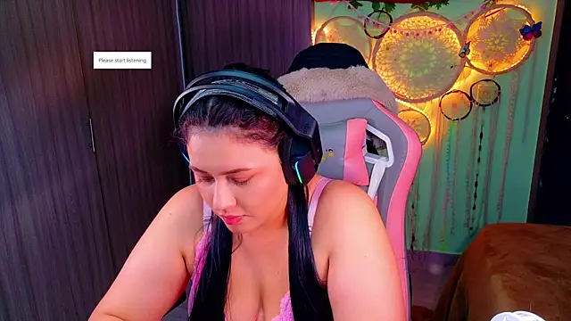 Snapshot of Allison_GAMERS chatting on September 10, 8:08 pm Allison GAMERS online show from September 10, 8:08 pm