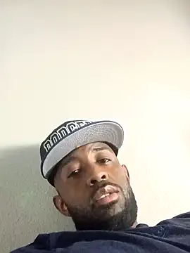 JazziEezyLdy online show from March 28, 7:09 am