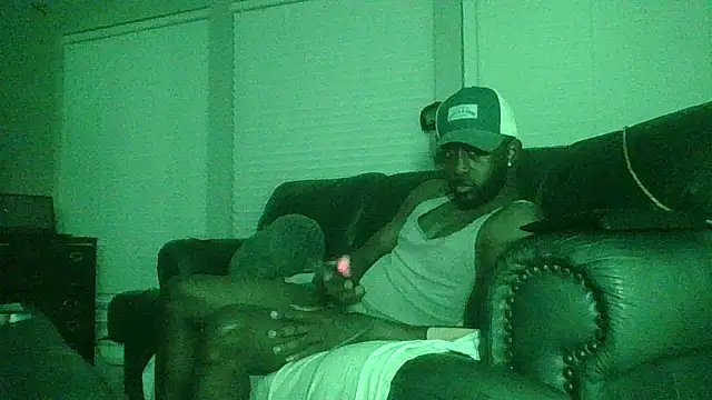 JazziEezyLdy online show from April 5, 12:39 am