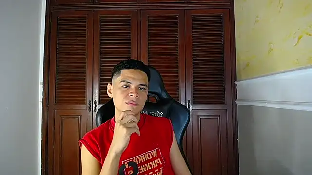 Snapshot of edy_play chatting on September 24, 2:51 am edy play online show from September 24, 2:51 am