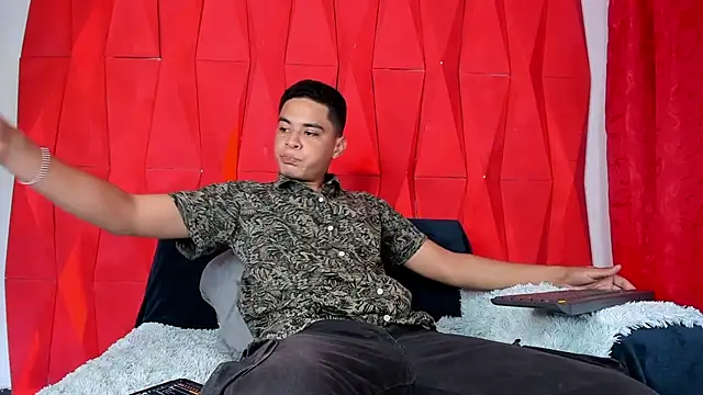 edy play online show from May 31, 8:20 pm