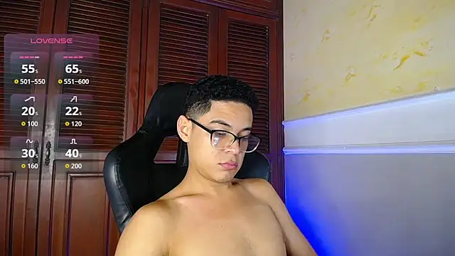 Snapshot of edy_play chatting on October 3, 5:31 am edy play online show from October 3, 5:31 am