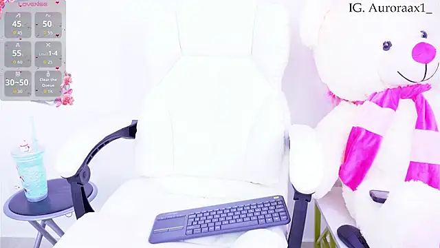 Auroraa x1 online show from February 18, 2:31 am