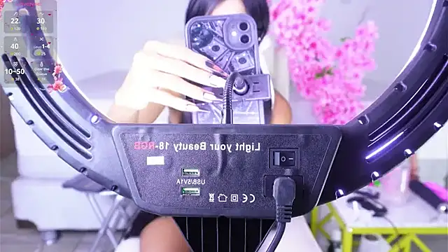 Auroraa x1 online show from December 23, 2:55 am