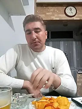 Snapshot of mert0359 chatting on October 14, 9:25 pm mert0359 online show from October 14, 9:25 pm