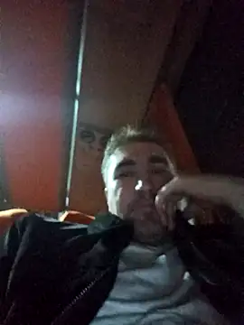 Snapshot of mert0359 chatting on November 25, 9:15 pm mert0359 online show from November 25, 9:15 pm