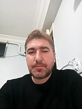 Snapshot of mert0359 chatting on December 3, 2:27 pm mert0359 online show from December 3, 2:27 pm