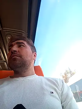 Snapshot of mert0359 chatting on November 4, 1:15 pm mert0359 online show from November 4, 1:15 pm