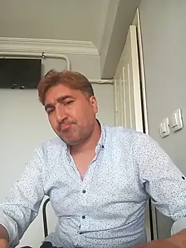 Snapshot of mert0359 chatting on September 15, 9:32 am mert0359 online show from September 15, 9:32 am