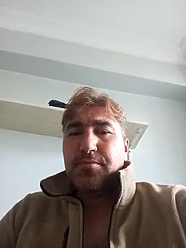 Snapshot of mert0359 chatting on September 19, 8:18 am mert0359 online show from September 19, 8:18 am