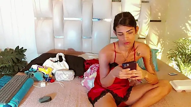 Snapshot of Lady_Dirty444 chatting on December 16, 7:51 pm Lady Dirty444 online show from December 16, 7:51 pm