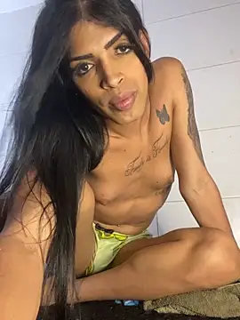 Snapshot of Lady_Dirty444 chatting on November 6, 8:24 pm Lady Dirty444 online show from November 6, 8:24 pm