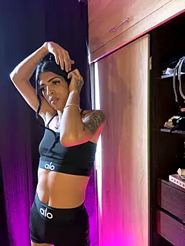 Snapshot of Lady_Dirty444 chatting on October 10, 7:04 pm Lady Dirty444 online show from October 10, 7:04 pm