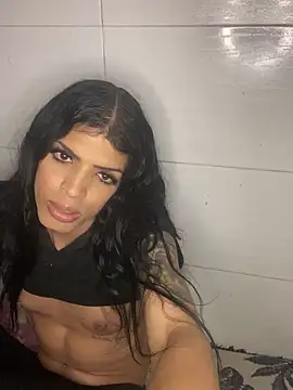 Snapshot of Lady_Dirty444 chatting on November 16, 3:55 am Lady Dirty444 online show from November 16, 3:55 am