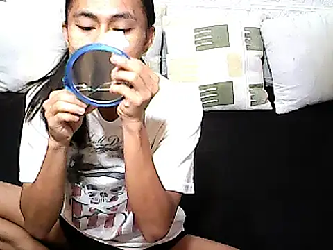 xxhottinybabe online show from January 9, 11:33 pm