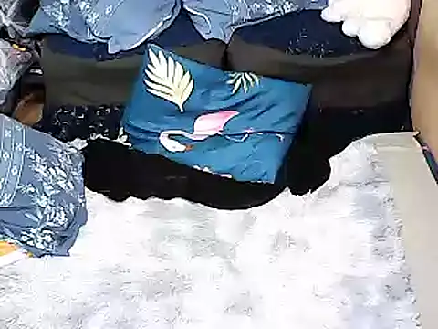 xxhottinybabe online show from September 18, 11:30 pm