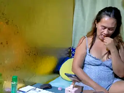 xxloveheart online show from April 16, 12:06 pm