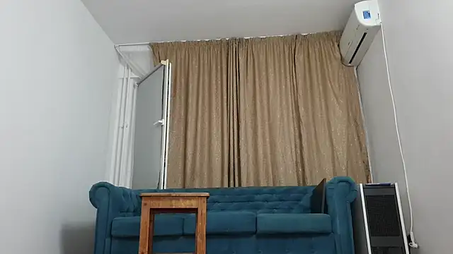 Snapshot of BLOND_GOD chatting on July 5, 9:43 pm BLOND GOD online show from July 5, 9:43 pm