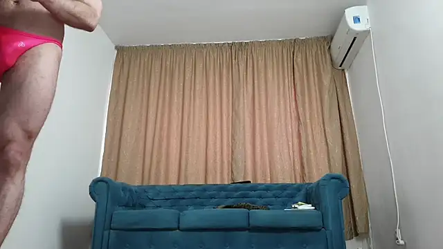 Snapshot of BLOND_GOD chatting on October 12, 9:43 am BLOND GOD online show from October 12, 9:43 am