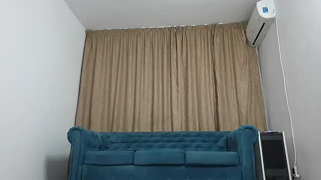 BLOND GOD online show from May 28, 11:21 pm