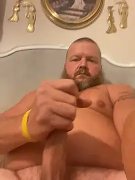 Snapshot of pussluver420 chatting on September 19, 1:53 am pussluver420 online show from September 19, 1:53 am