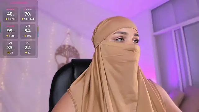 Snapshot of amila_hagda chatting on September 24, 5:25 am amila hagda online show from September 24, 5:25 am
