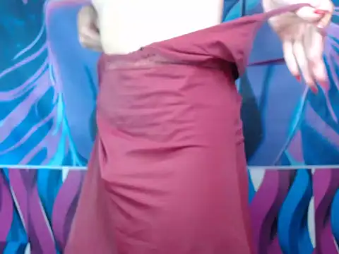 shantalfucker  online show from February 13, 11:05 pm