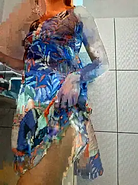 Snapshot of RavenShyfit chatting on November 13, 6:23 pm RavenShyfit online show from November 13, 6:23 pm