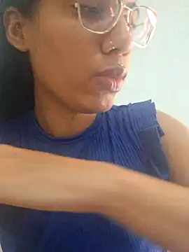 Snapshot of RavenShyfit chatting on November 10, 11:48 am RavenShyfit online show from November 10, 11:48 am