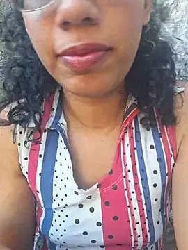 RavenShyfit online show from April 16, 6:52 pm