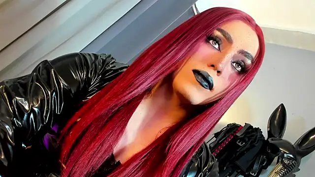 Snapshot of MagnaCumLoader17 chatting on February 17, 2:31 am MagnaCumLoader17 online show from February 17, 2:31 am