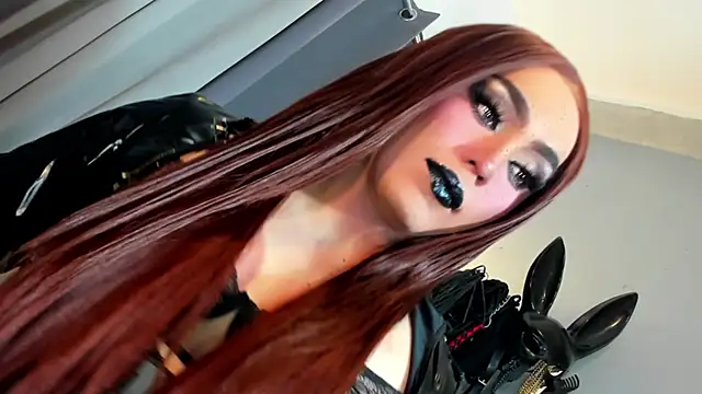 Snapshot of MagnaCumLoader17 chatting on February 3, 1:16 am MagnaCumLoader17 online show from February 3, 1:16 am