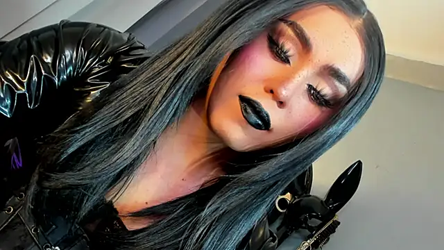 Snapshot of MagnaCumLoader17 chatting on January 13, 1:31 am MagnaCumLoader17 online show from January 13, 1:31 am