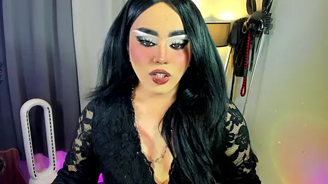 Snapshot of MagnaCumLoader17 chatting on November 20, 3:07 am MagnaCumLoader17 online show from November 20, 3:07 am