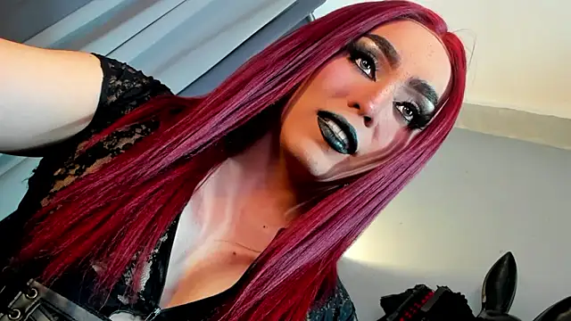 Snapshot of MagnaCumLoader17 chatting on February 11, 3:17 am MagnaCumLoader17 online show from February 11, 3:17 am