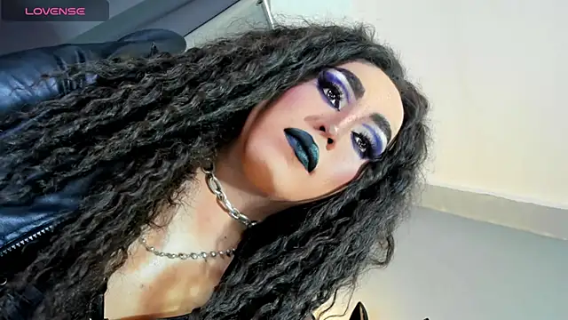 Snapshot of MagnaCumLoader17 chatting on November 3, 9:07 pm MagnaCumLoader17 online show from November 3, 9:07 pm