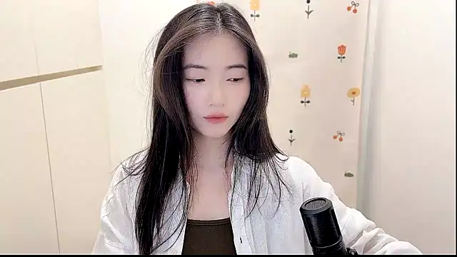 Rosalind xixi online show from October 16, 8:33 am