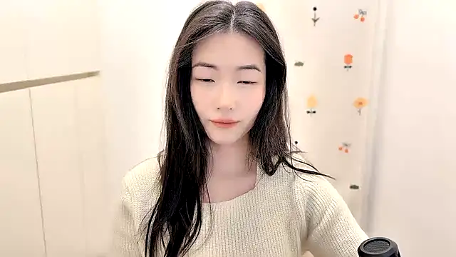 Rosalind xixi online show from November 10, 7:13 am