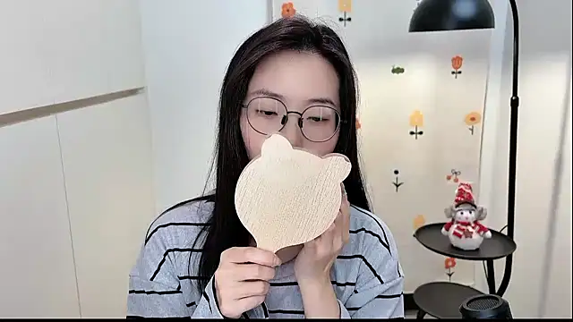 Rosalind xixi online show from December 17, 7:13 am