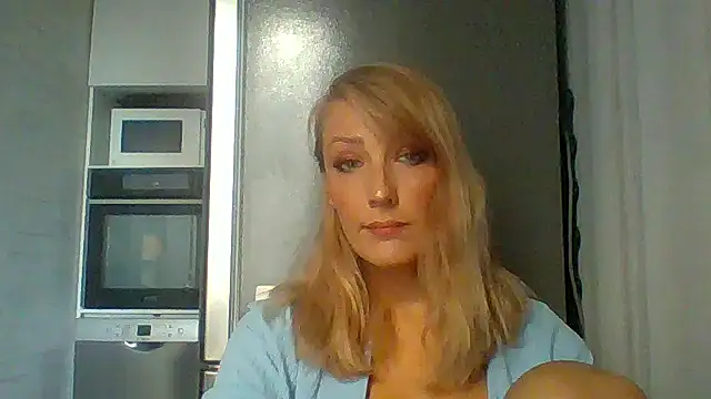 Vexxaa online show from October 1, 2:21 pm