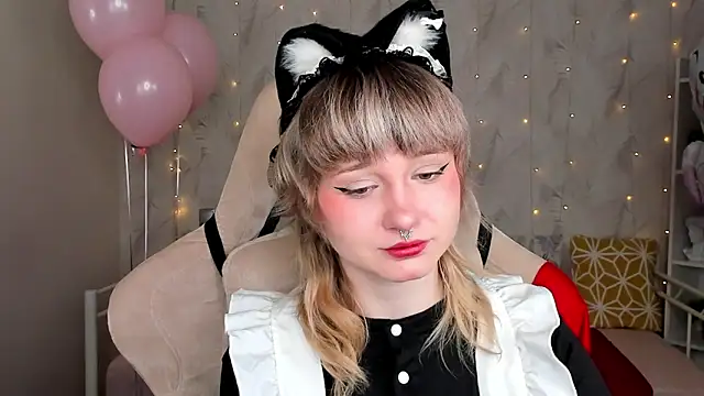 Tori Cutie online show from April 4, 12:06 am