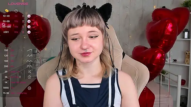 Tori Cutie online show from February 11, 12:10 am