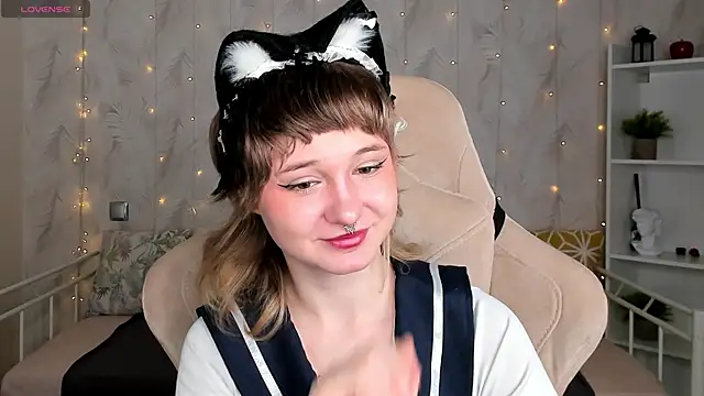 Tori Cutie online show from April 21, 12:12 am