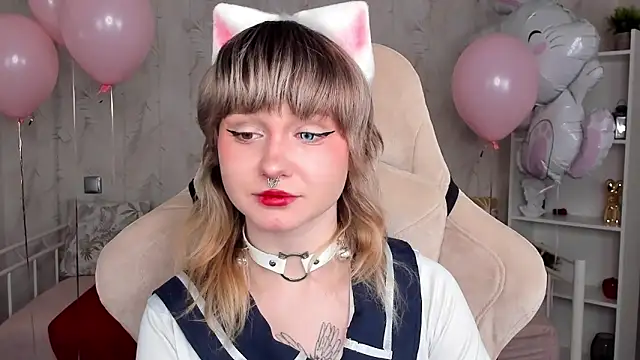 Tori Cutie online show from April 2, 12:07 am