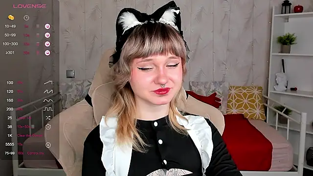 Tori Cutie online show from March 18, 12:03 am